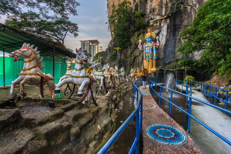 007 Kuala Lumpur, batu caves.jpg